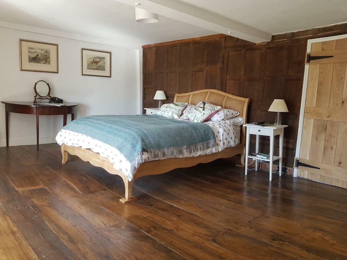 Hollow Meadow House Priors Marston Экстерьер фото