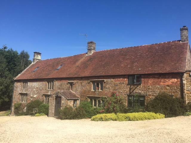 Hollow Meadow House Priors Marston Экстерьер фото